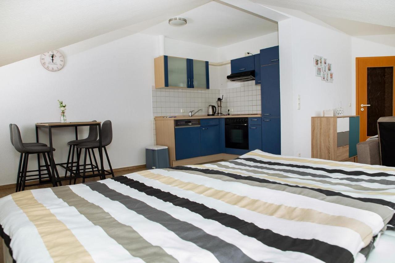 Appartement 5 In Hilter Bagian luar foto